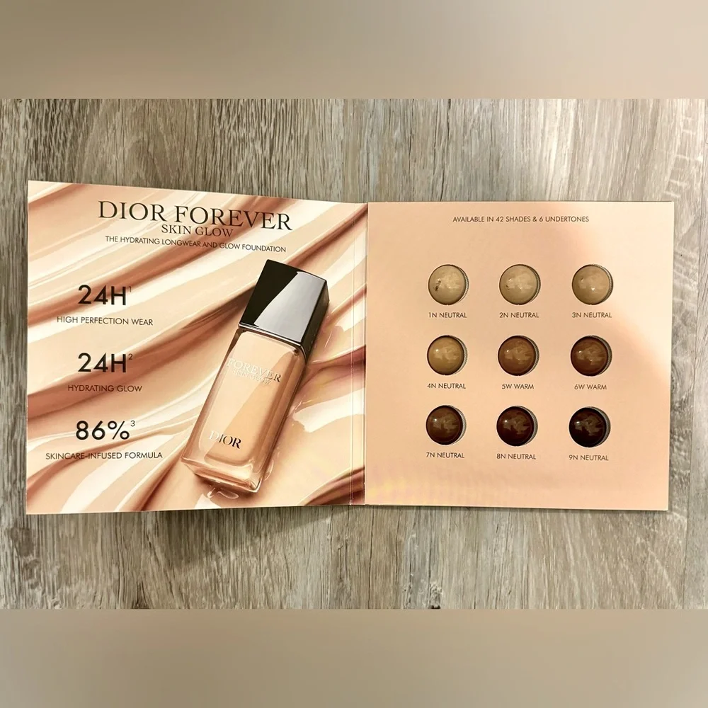 Dior Forever Skin Glow 24H Hydrating Foundation Sample Card 9 Shades 9 x 0.5 ml